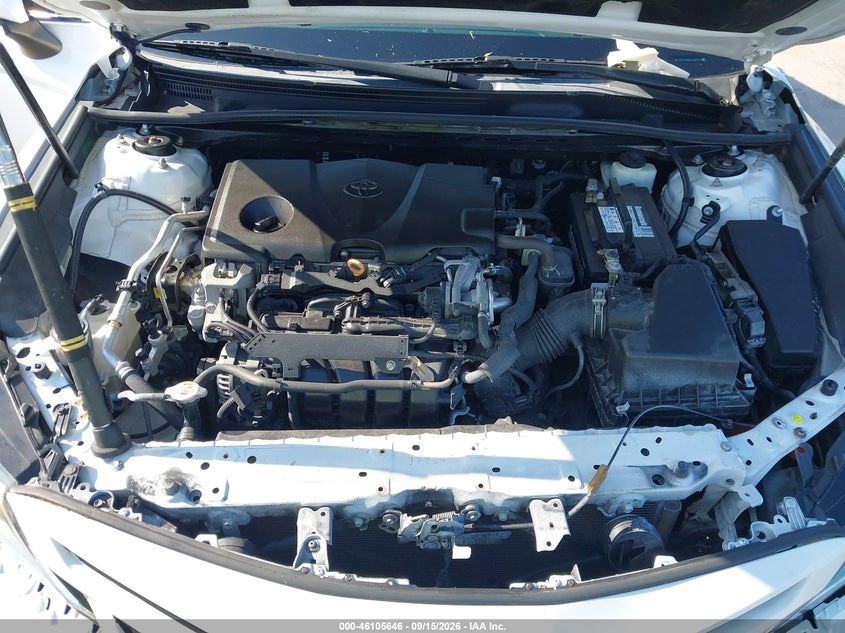 TOYOTA CAMRY - zdjęcie 10