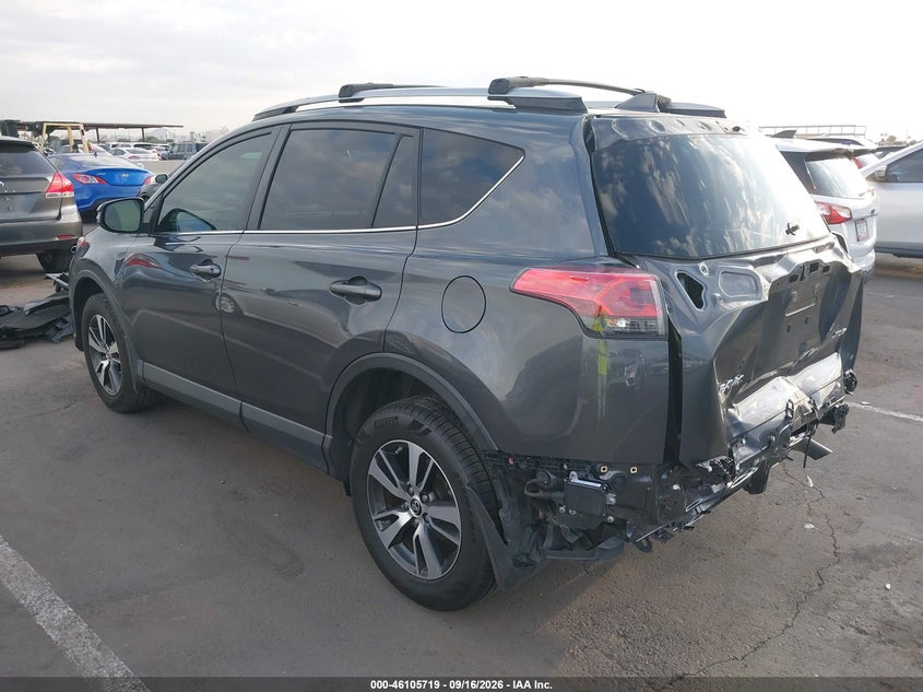 Vin: jtmwfrev6jd111986, lot: 46605377, toyota rav4 xle 20183