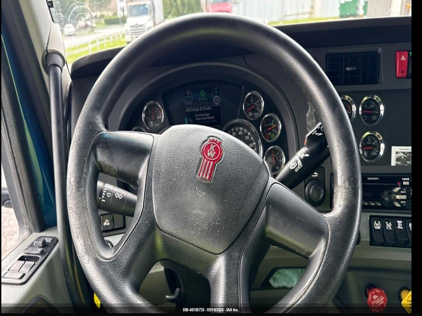 2021 KENWORTH T680 auction photo 5