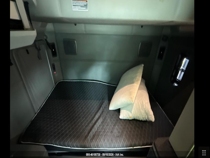 2021 KENWORTH T680 auction photo 7