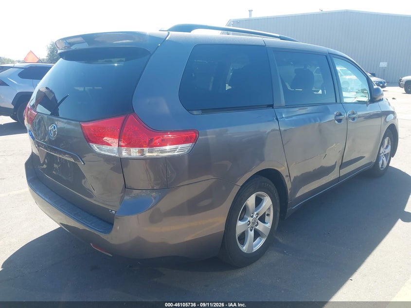 Vin: 5tdkk3dc8bs121481, lot: 46605394, toyota sienna le v6 20114