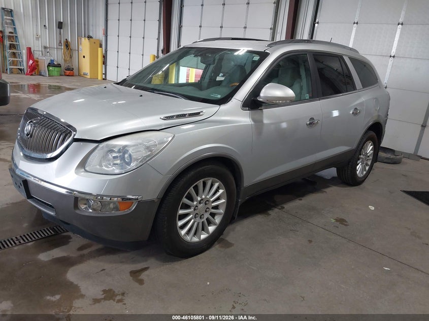 2012 Buick Enclave, Front & Rear, IAAI, VIN 5GAKVCED9CJ195345 — photo 2