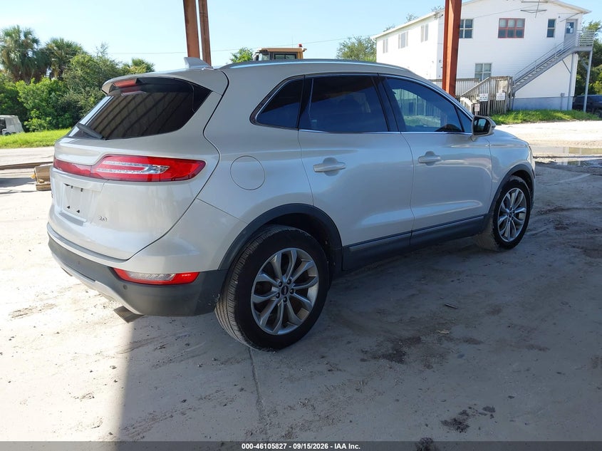 2017 LINCOLN MKC auction photo 4