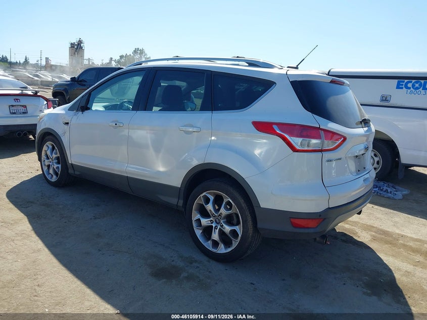 Vin: 1fmcu0j9xdub64364, lot: 46605572, ford escape titanium 20133