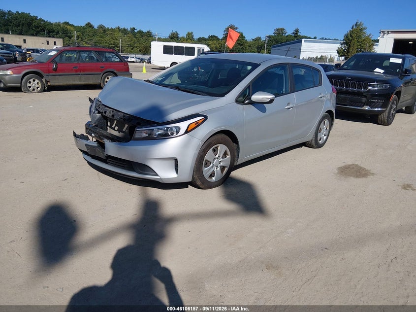 2017 KIA FORTE auction photo 2
