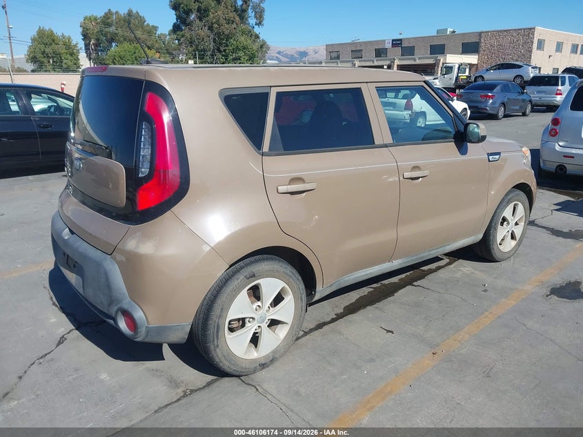 2015 KIA SOUL auction photo 4