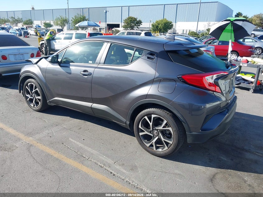 TOYOTA C-HR - zdjęcie 3