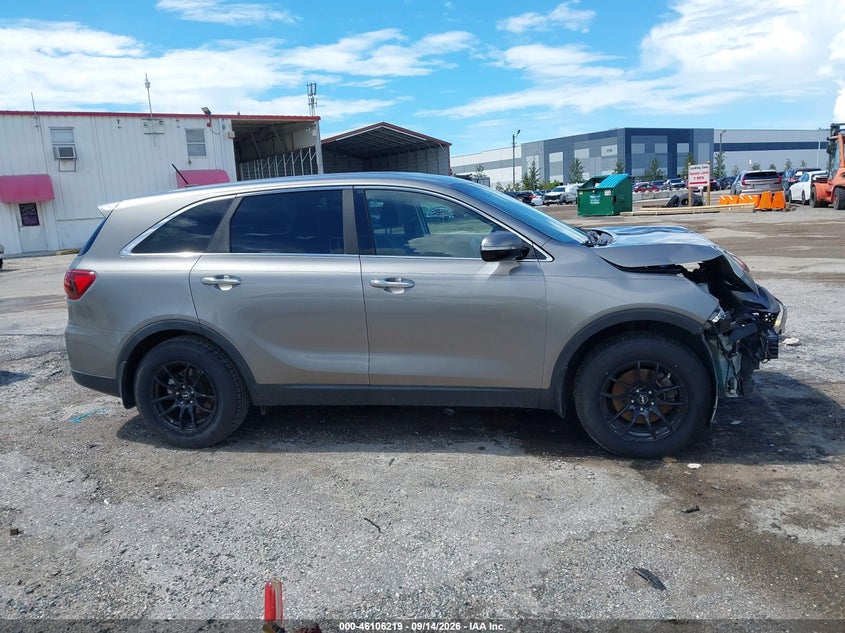 KIA SORENTO 2019 VIN 5XYPG4A31KG521610