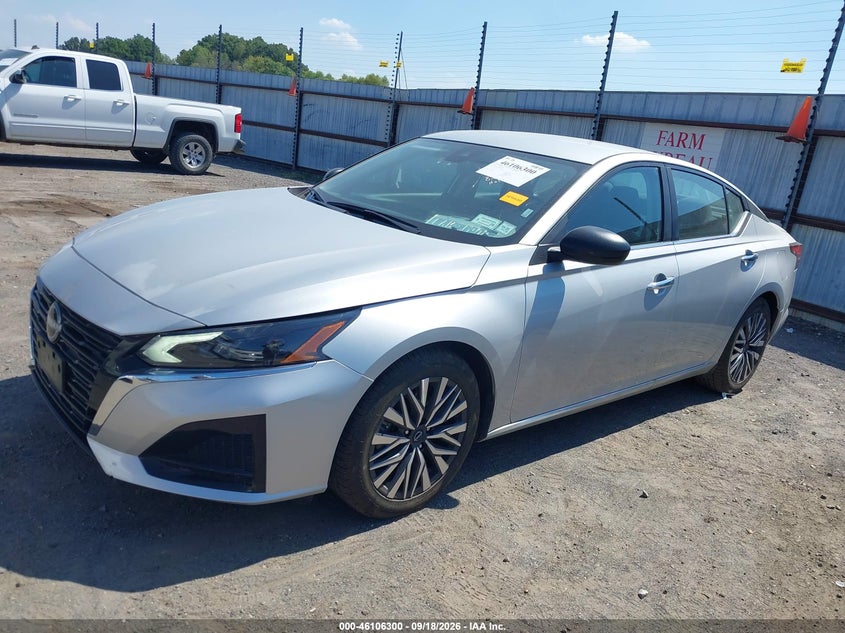 2025 NISSAN ALTIMA auction photo 2