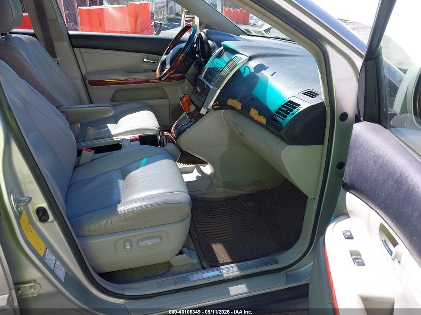 2004 LEXUS RX 330 auction photo 5