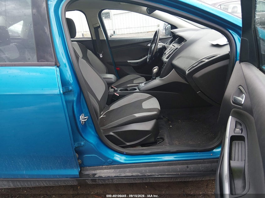 2012 FORD FOCUS auction photo 5