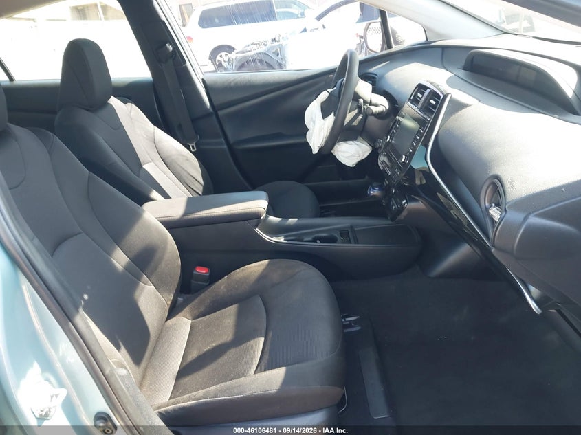 TOYOTA PRIUS - zdjęcie 5