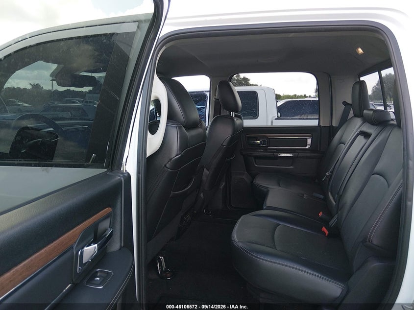 RAM 2500 2017 VIN 3C6UR5FL5HG588319