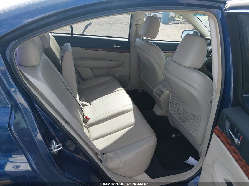 2011 SUBARU LEGACY auction photo 8
