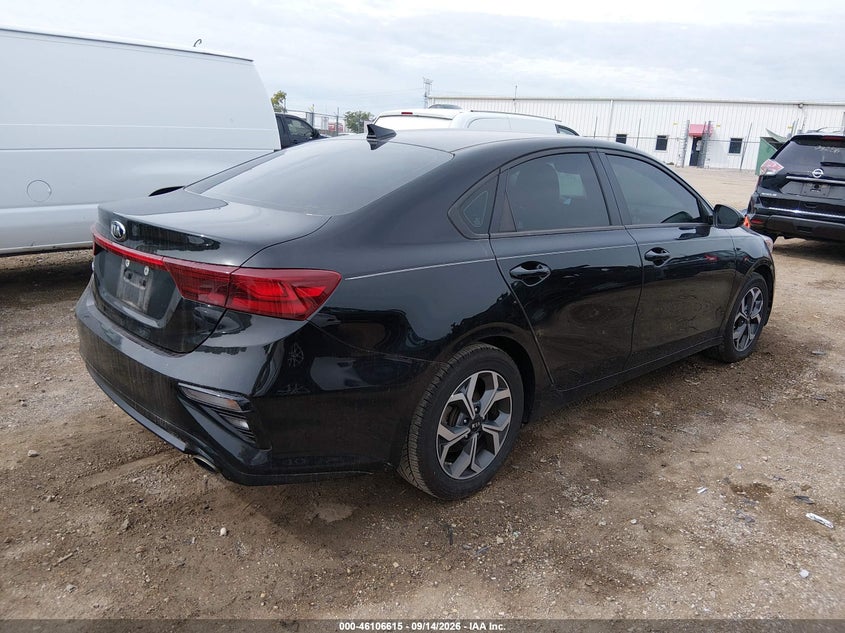2020 KIA FORTE auction photo 4