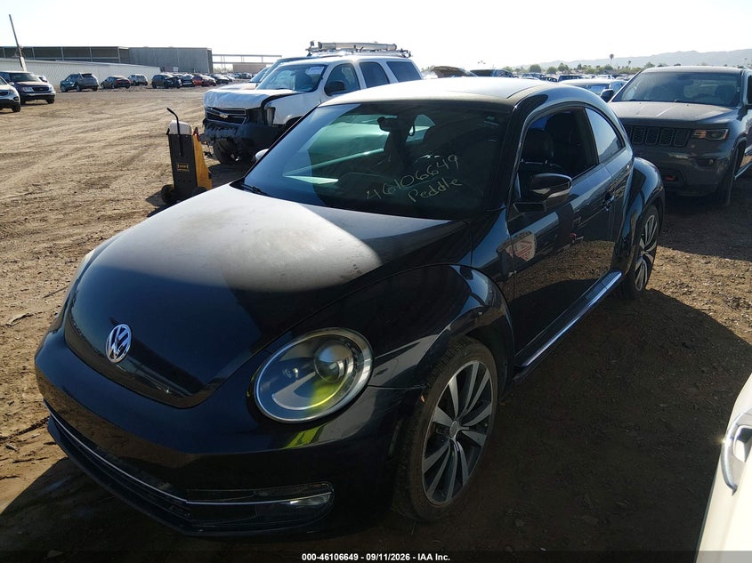 2013 VOLKSWAGEN BEETLE auction photo 2