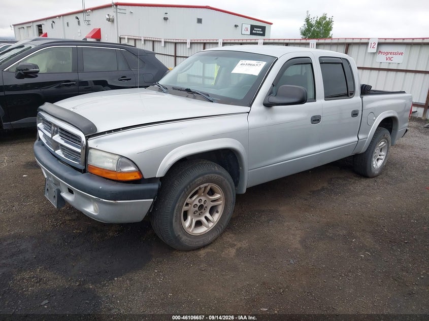 2004 Dodge Dakota, Right Front, IAAI, VIN 1D7HL38N84S730900 — photo 2