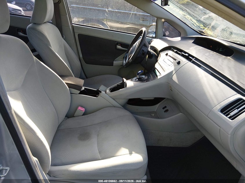 2010 TOYOTA PRIUS auction photo 5