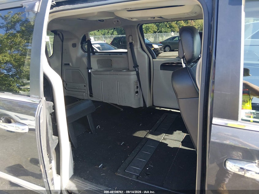 CHRYSLER TOWN & COUNTRY 2012 VIN 2C4RC1GG1CR169445