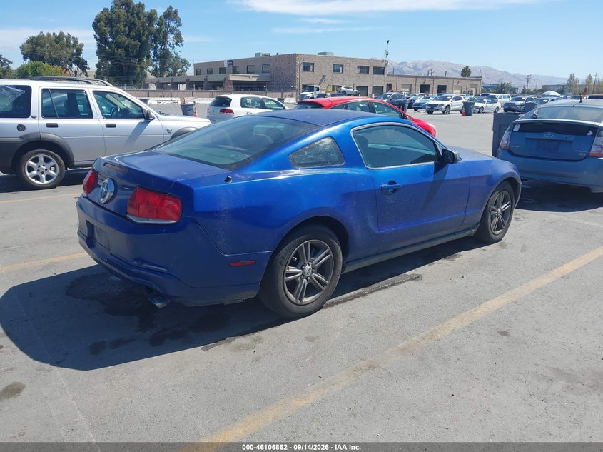 Vin: 1zvbp8amxc5210582, lot: 46606569, ford mustang v6 20124