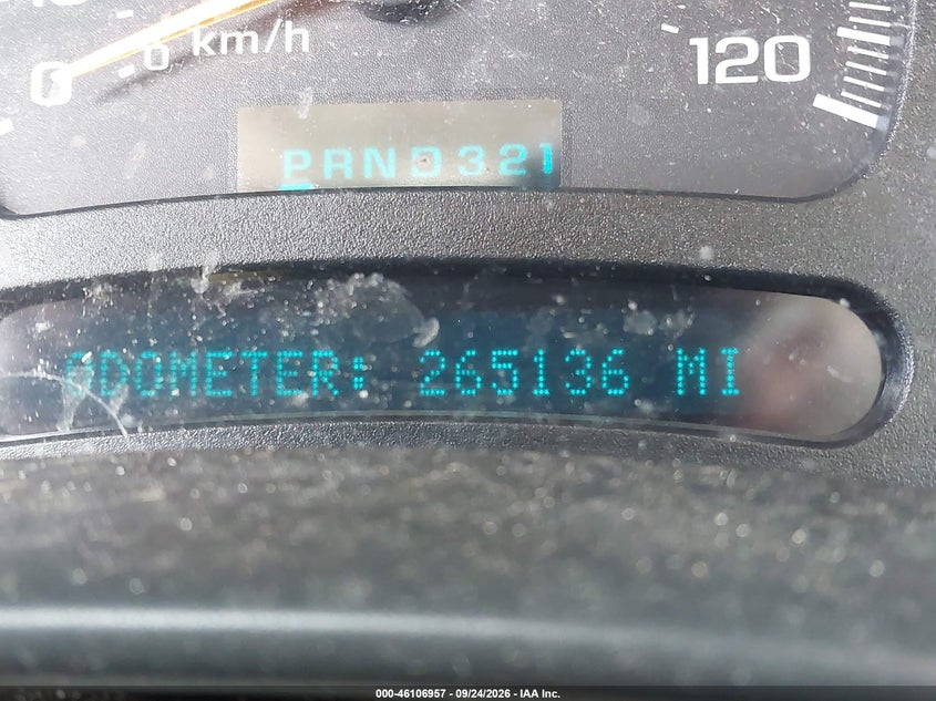 CHEVROLET TAHOE 2005 VIN 1GNEC13V25R195054