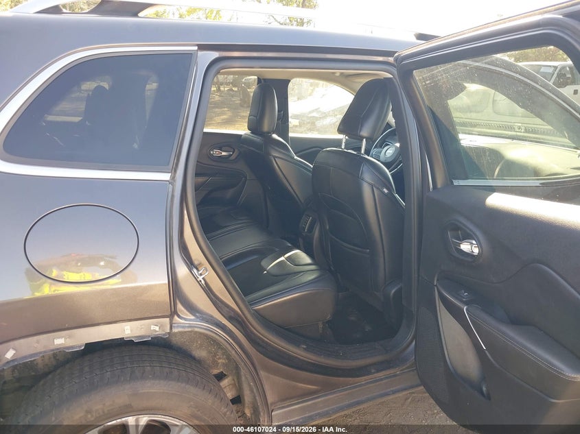 JEEP CHEROKEE 2019 VIN 1C4PJLLX0KD373704