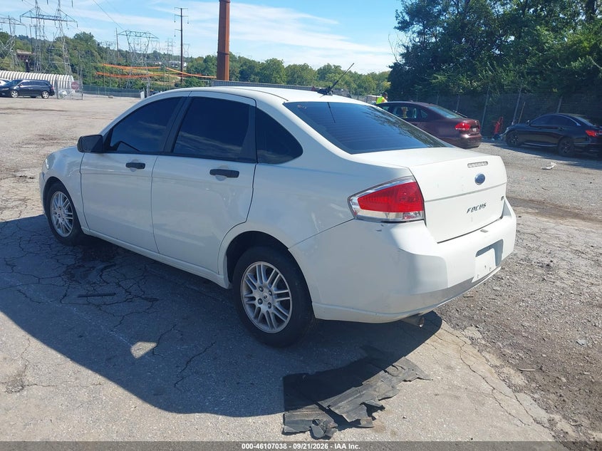 Vin: 1fahp3fn6bw173286, lot: 46606754, ford focus se 20113