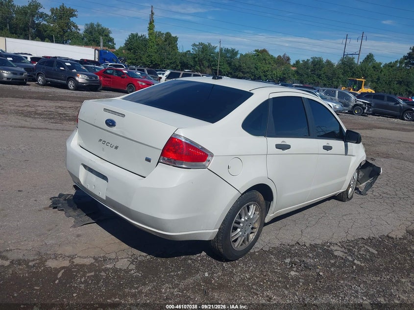 Vin: 1fahp3fn6bw173286, lot: 46606754, ford focus se 20114