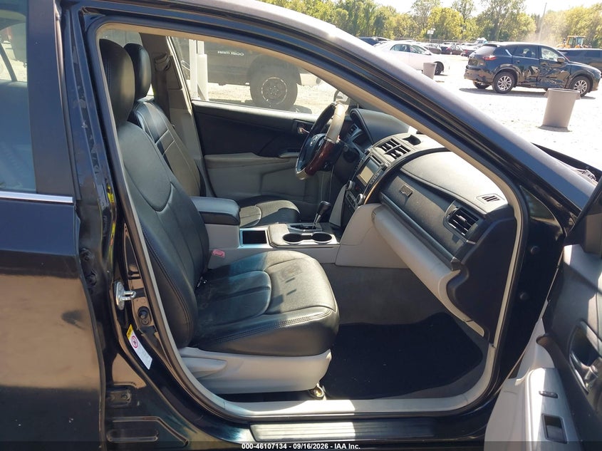 2014 TOYOTA CAMRY HYBRID auction photo 5