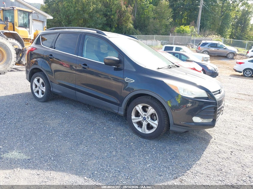 2015 FORD ESCAPE auction photo 1