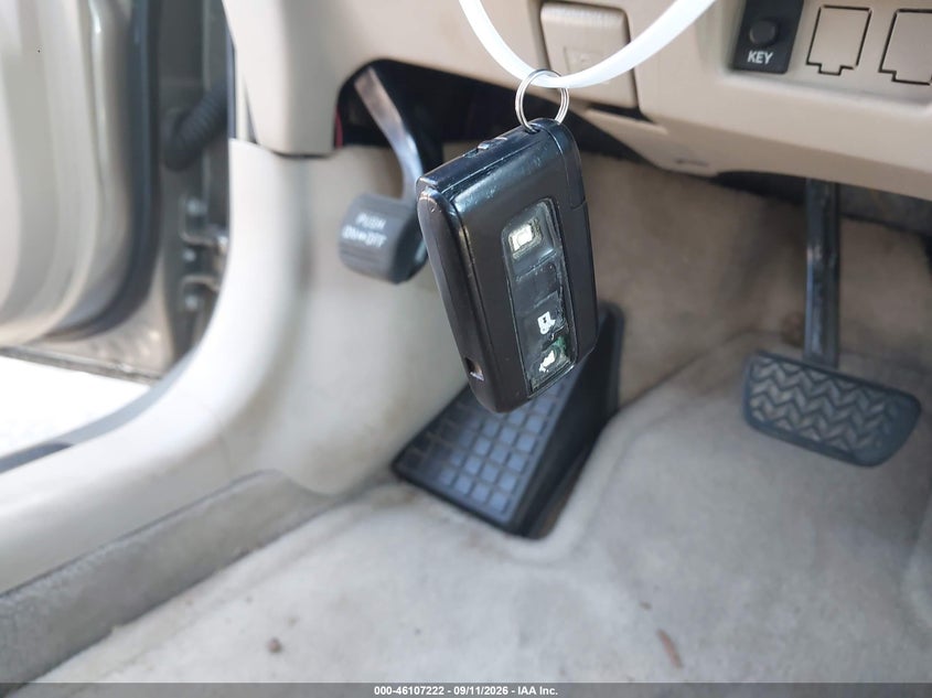 TOYOTA PRIUS 2005 VIN JTDKB20U553061982