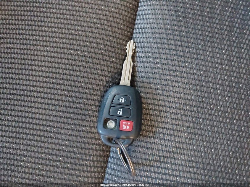 TOYOTA COROLLA - zdjęcie 11