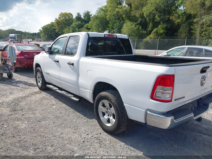 Vin: 1c6rrfbg7rn135073, lot: 46607183, ram 1500 big horn  4x4 6'4 box 20243