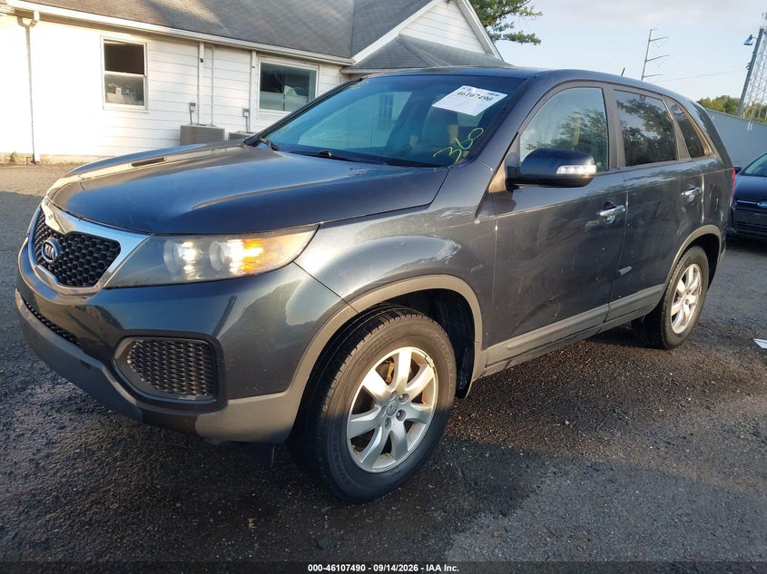 2012 Kia Sorento, Front End, IAAI, VIN 5XYKT3A12CG269639 — photo 2