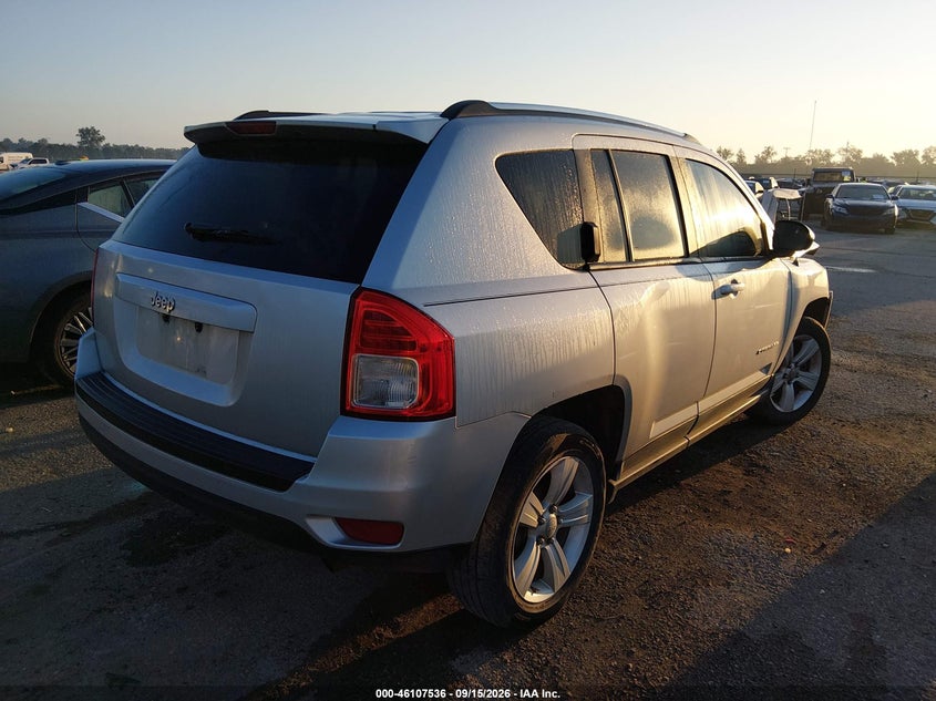 Vin: 1j4nt1fb2bd248879, lot: 46607252, jeep compass 20114