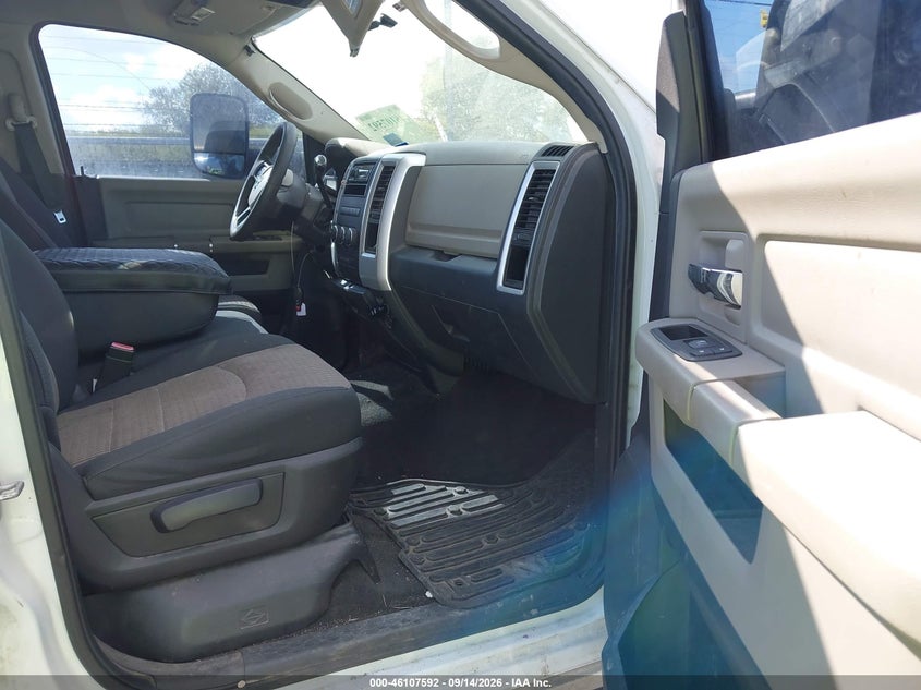 RAM 2500 2012 VIN 3C6UD5DL1CG110389