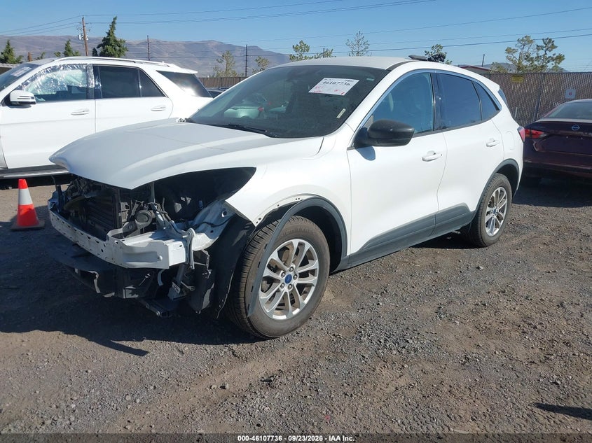 Vin: 1fmcu9g69nua60824, lot: 46607452, ford escape se 20222