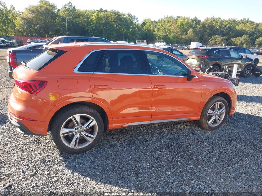 Фото 13 - AUDI Q3