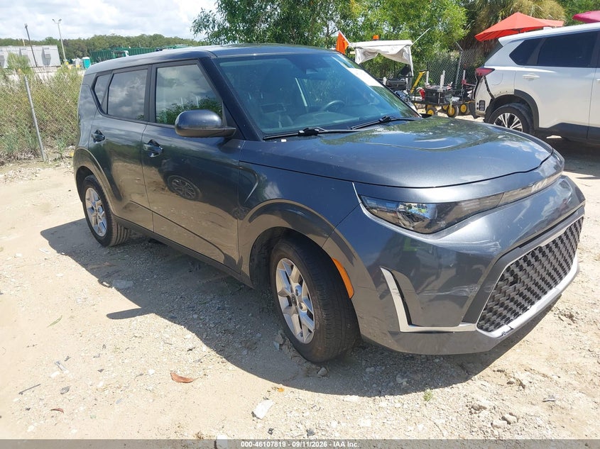 Vin: kndj23au4p7881353, lot: 46607535, kia soul lx 2023 img_1
