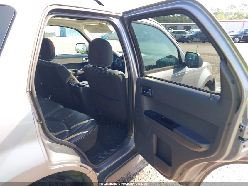 2008 MAZDA TRIBUTE auction photo 8