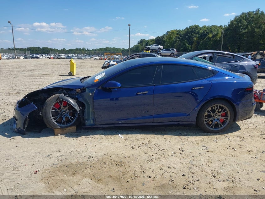 TESLA MODEL S - zdjęcie 14