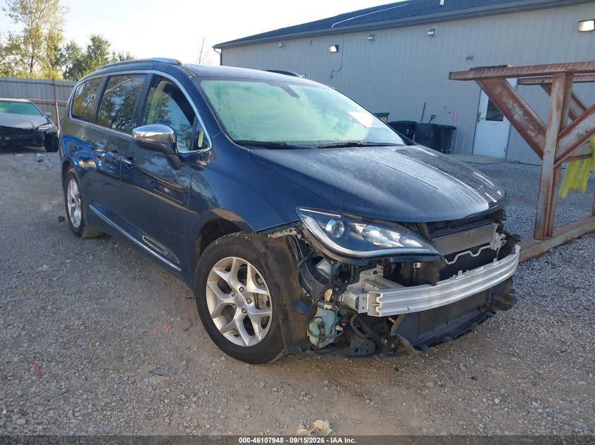 CHRYSLER PACIFICA