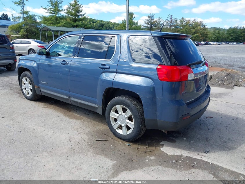 2011 GMC TERRAIN auction photo 3