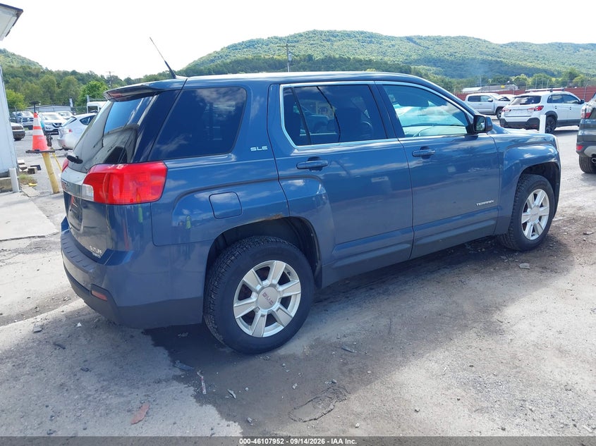 2011 GMC TERRAIN auction photo 4