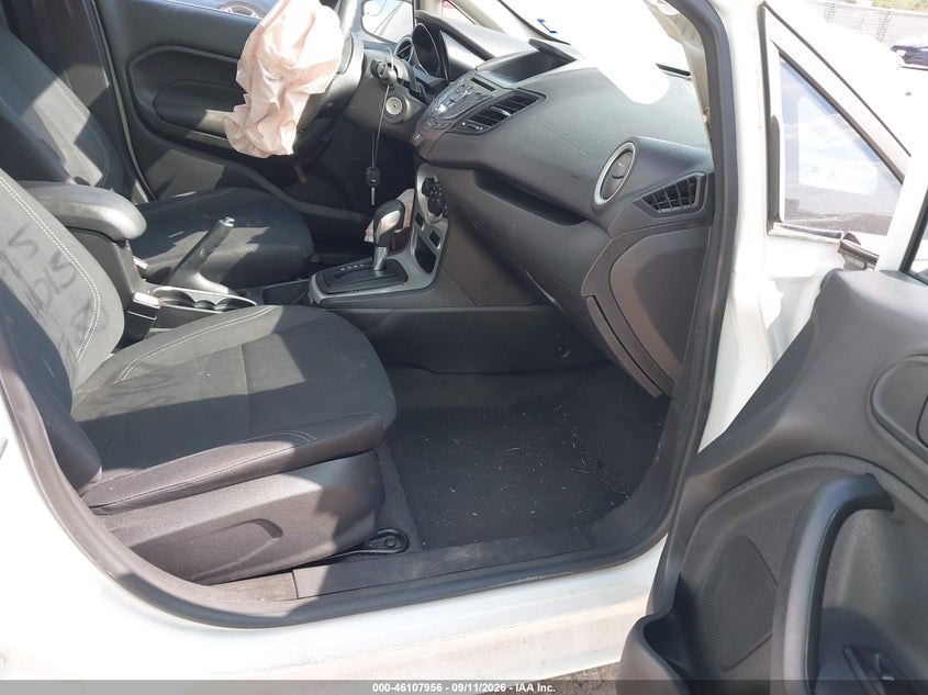 2019 FORD FIESTA auction photo 5