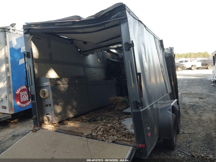 2021 COVERED WAGON ENCLOSED DUAL AXLE TRAILER auction photo 4