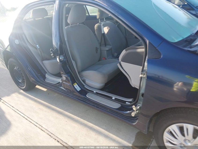 2013 TOYOTA COROLLA auction photo 6