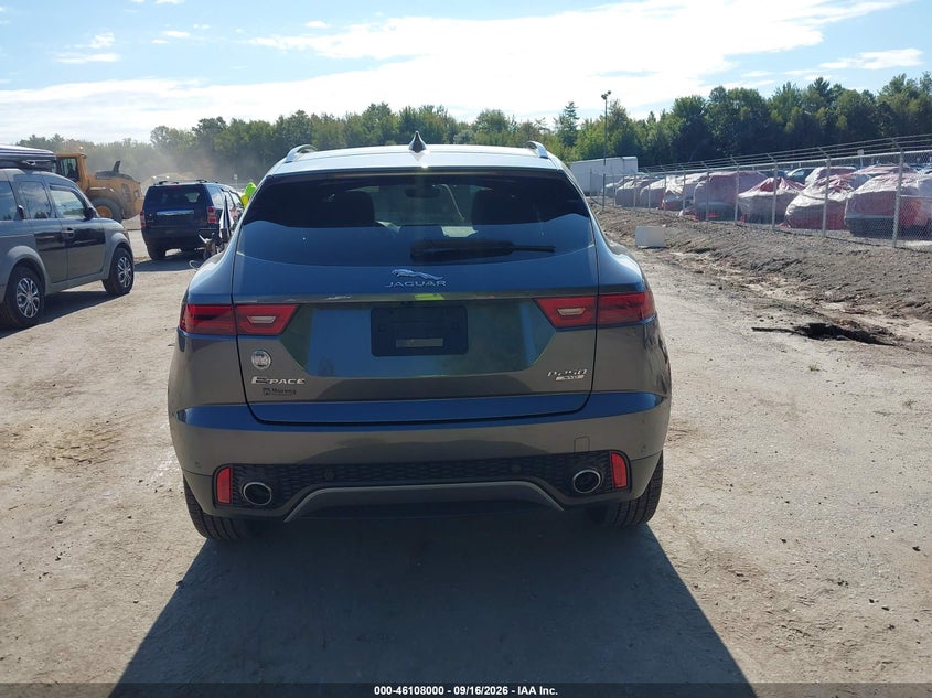 JAGUAR E-PACE - zdjęcie 16