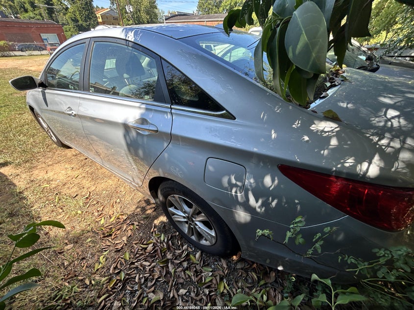 Vin: 5npeb4ac1dh668608, lot: 46607781, hyundai sonata gls pzev 20133