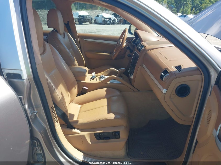 PORSCHE CAYENNE 2004 VIN WP1AC29P14LA93718